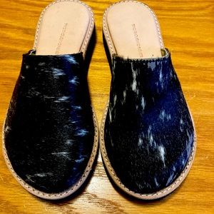 Size 8 mules by Twothousand Never